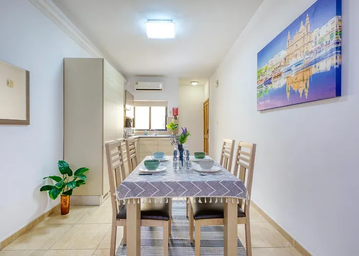 Stylish Apartment In The Heart Of Gzira