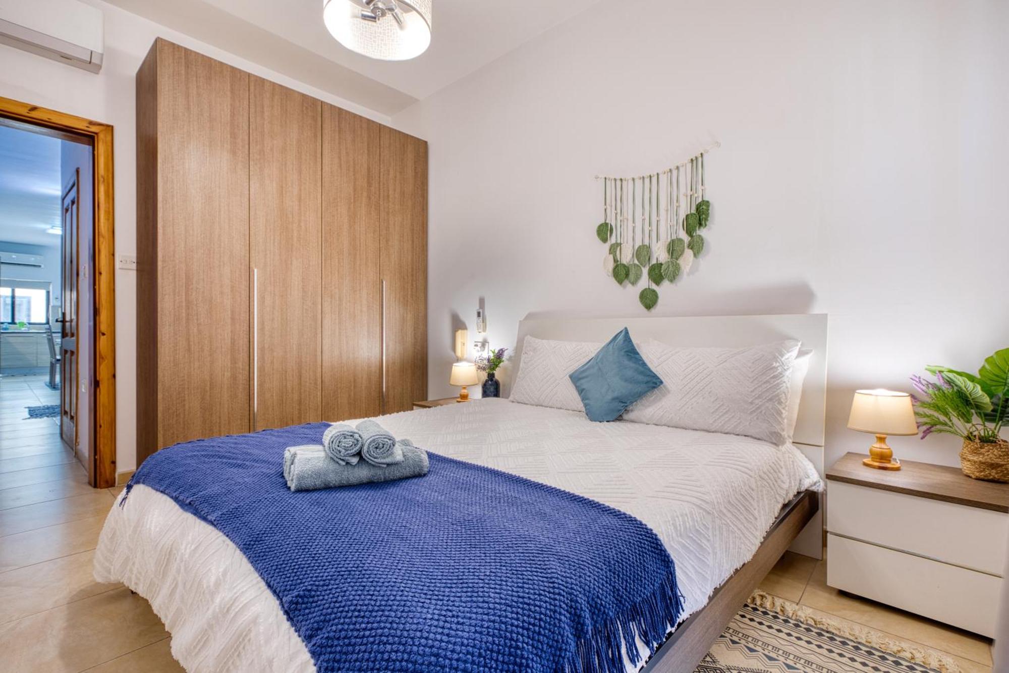 Апартаменты Stylish In The Heart Of Gzira